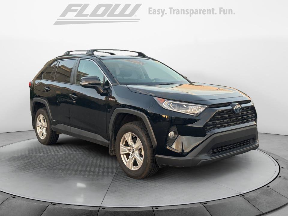 Used 2021 Toyota RAV4 XLE w/ Convenience Package AWD/4WD image 1