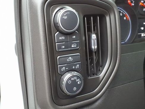 Used 2023 Chevrolet Silverado 1500 W/T w/ Trailering Package AWD/4WD image 18