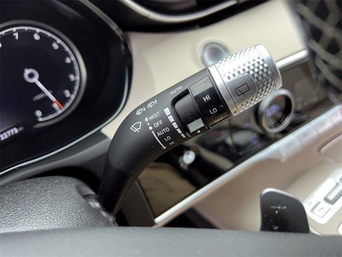 Certified 2022 Genesis GV70 2.5T w/ Cargo Package image 27