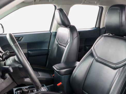 Used 2023 Ford Maverick Lariat w/ Equipment Group 500A Standard image 23