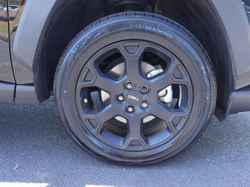 Used 2023 Toyota RAV4 TRD Off-Road image 23