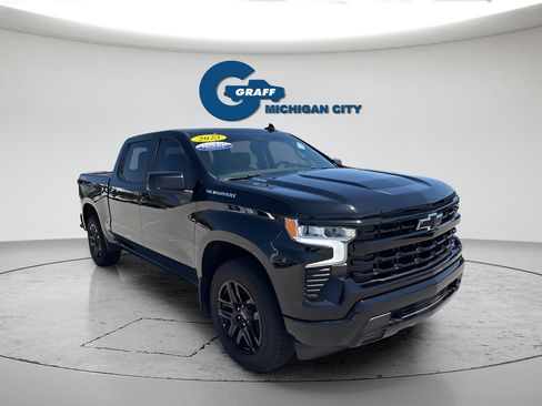 Used 2023 Chevrolet Silverado 1500 RST AWD/4WD image 5