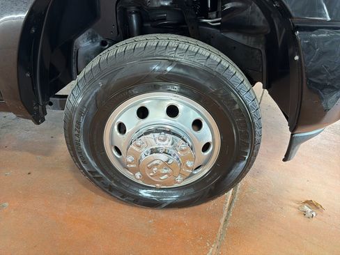 Used 2022 RAM 3500 Laramie image 10