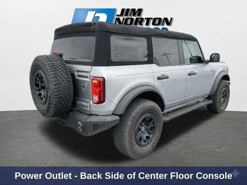 Used 2024 Ford Bronco Black Diamond AWD/4WD image 7