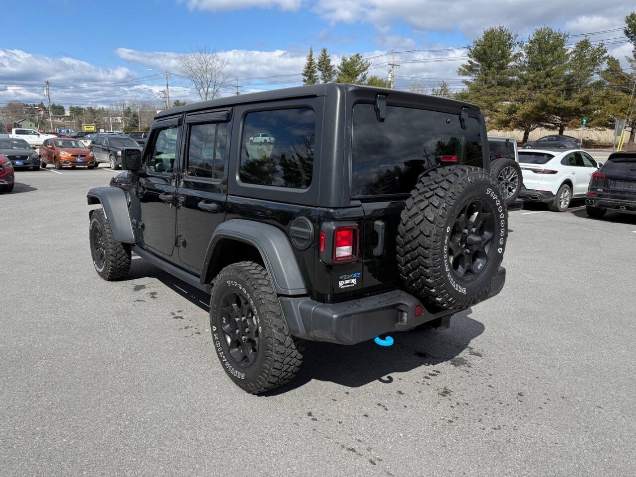 Used 2023 Jeep Wrangler Unlimited w/ Cold Weather Group AWD/4WD image 10