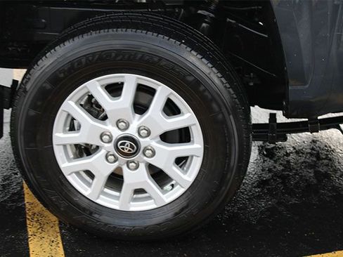 Used 2024 Toyota Tacoma SR w/ SR Upgrade Package image 8