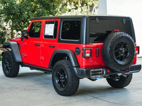 Used 2024 Jeep Wrangler Unlimited AWD/4WD image 4