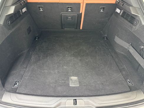 Used 2023 Maserati Levante GT image 39