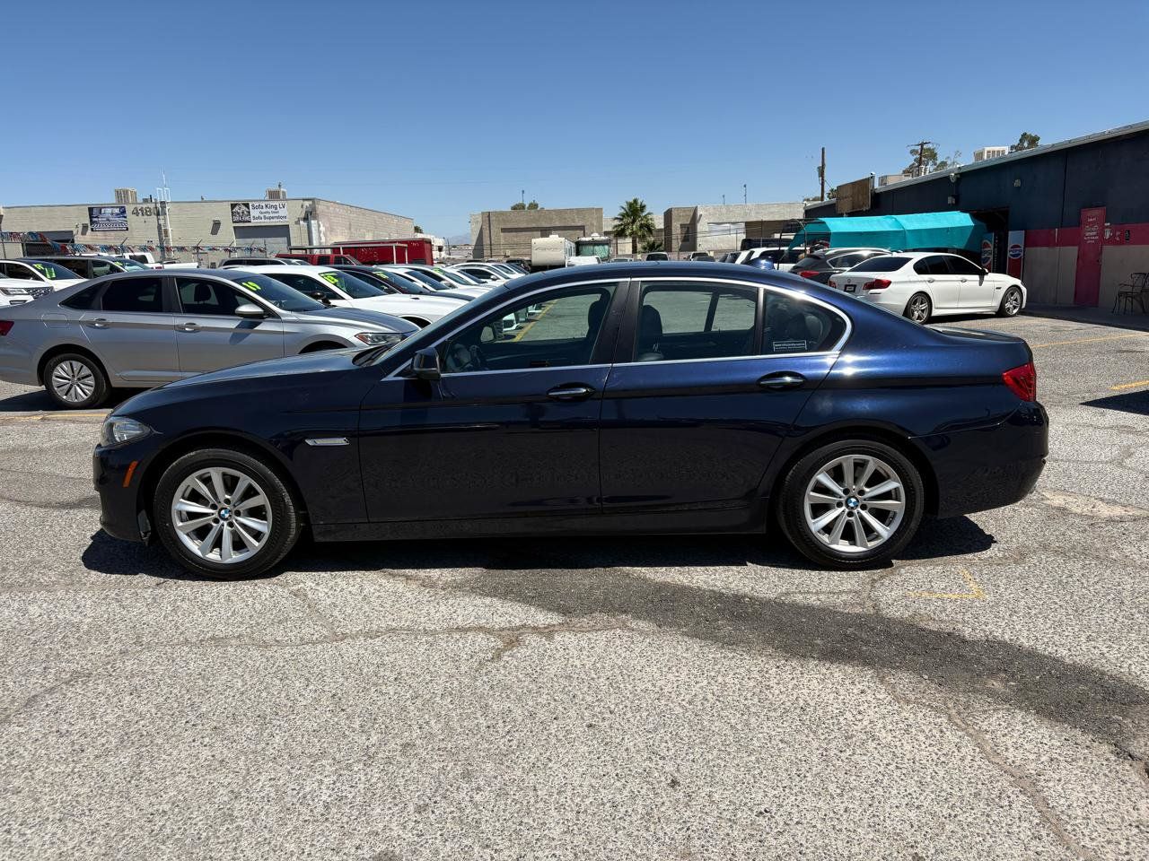Used 2014 BMW 528i xDrive Sedan AWD/4WD image 3