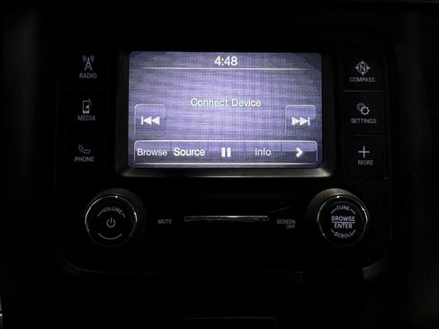 Used 2021 RAM 2500 Tradesman w/ Chrome Appearance Group image 12