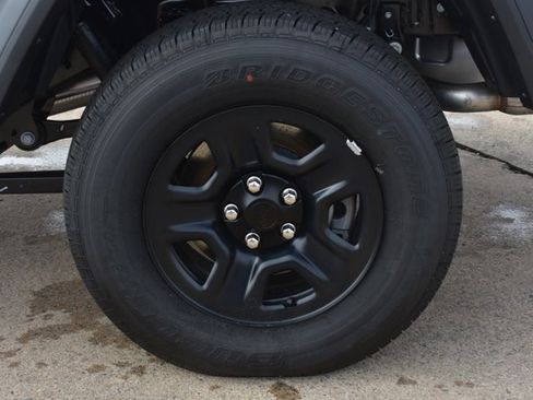 New 2026 Jeep Gladiator Sport image 9