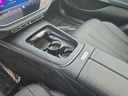 Certified 2025 Mercedes-Benz E 350 4MATIC Sedan image 25