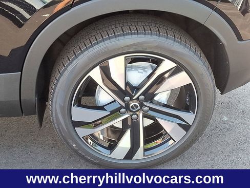 New 2026 Volvo XC40 B5 Plus w/ Protection Package Premier image 8