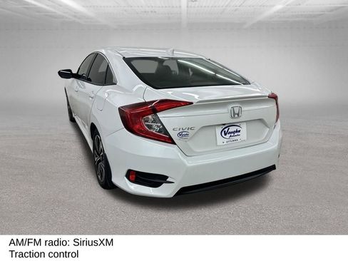Used 2018 Honda Civic EX-T image 9
