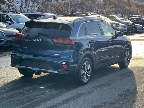 Used 2022 Kia Niro LXS image 5