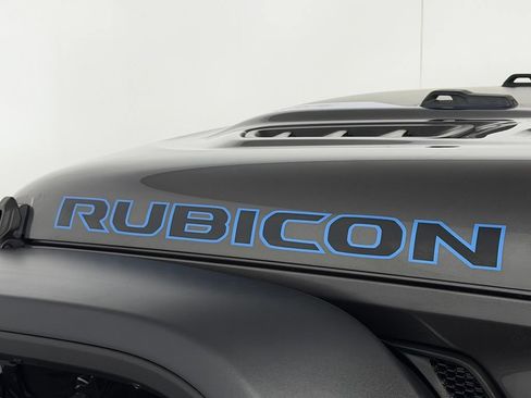 Used 2023 Jeep Wrangler Unlimited Rubicon 4xe AWD/4WD image 13