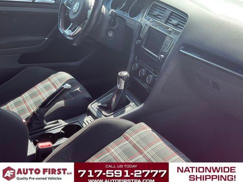 Used 2017 Volkswagen GTI S FWD image 17