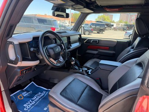 Used 2022 Ford Bronco Wildtrak AWD/4WD image 11