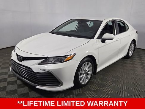 Used 2024 Toyota Camry LE FWD image 3