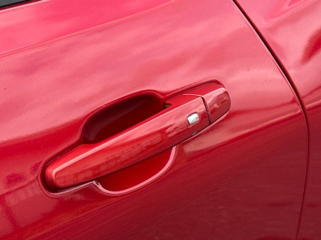 Used 2018 Chevrolet Camaro SS RWD image 32