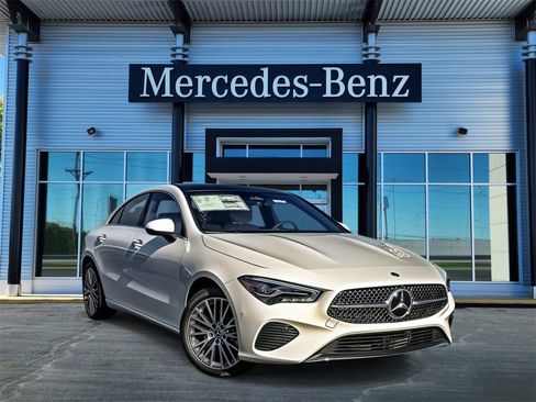 New 2025 Mercedes-Benz C 300 4MATIC Sedan image 1