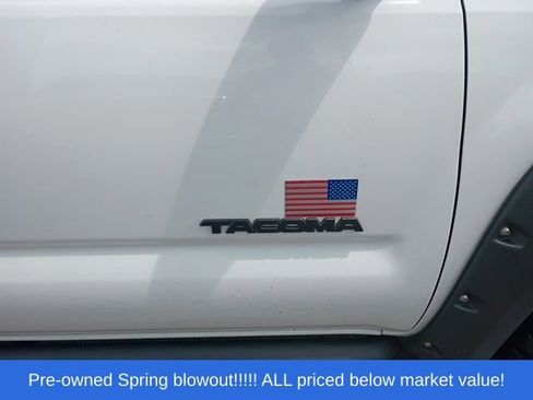 Used 2014 Toyota Tacoma 4x4 Double Cab w/ SR5 Package image 31