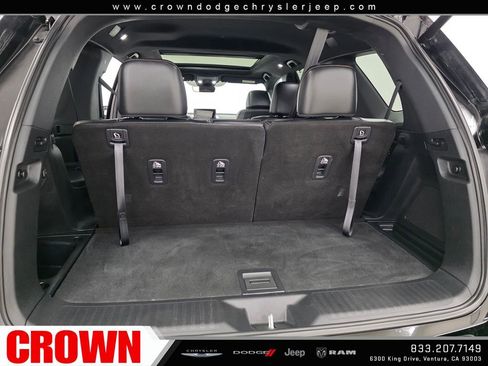 Used 2025 Honda Pilot TrailSport image 17
