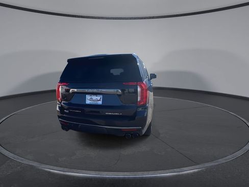 Used 2023 GMC Yukon XL Denali Ultimate image 8