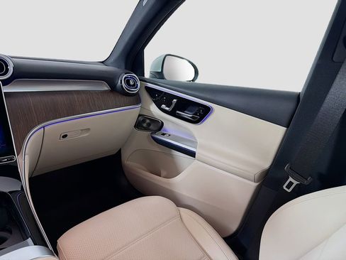 New 2026 Mercedes-Benz GLC 300 4MATIC image 27