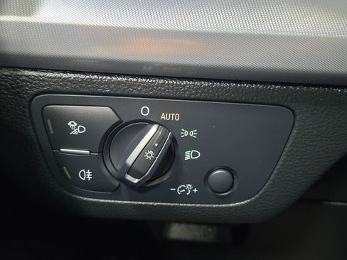 Used 2020 Audi Q5 2.0T Premium w/ Titanium Sport Package image 38