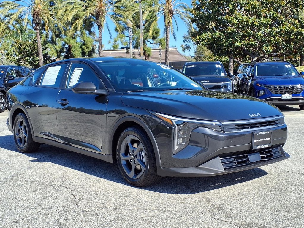 Certified 2025 Kia K4 FWD image 7