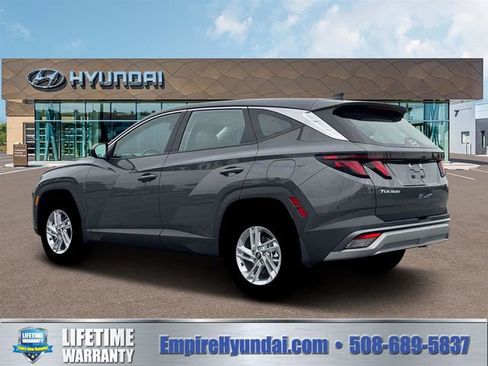 New 2026 Hyundai Tucson SE image 4