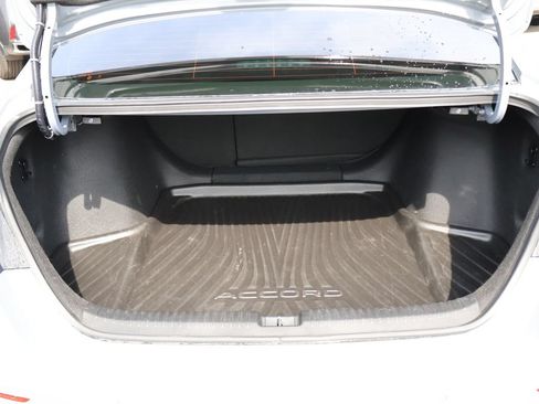 Used 2023 Honda Accord Touring image 15
