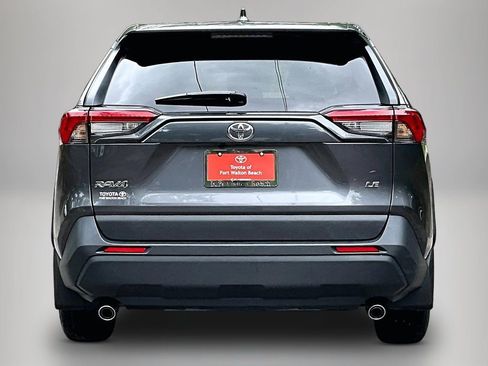 Used 2024 Toyota RAV4 LE FWD image 6