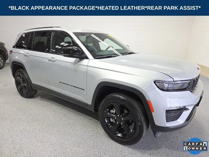 Used 2024 Jeep Grand Cherokee Limited w/ Black Appearance Package