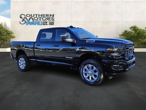 New 2026 RAM 2500 Big Horn AWD/4WD image 7