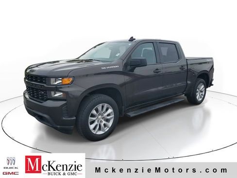 Used 2021 Chevrolet Silverado 1500 Custom AWD/4WD image 2