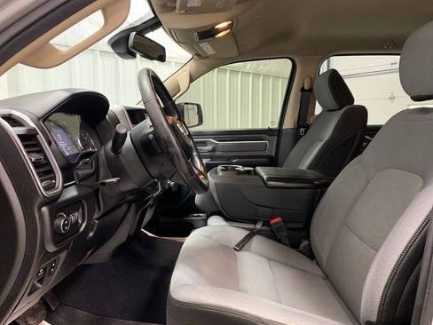 Used 2019 RAM 1500 Big Horn image 4