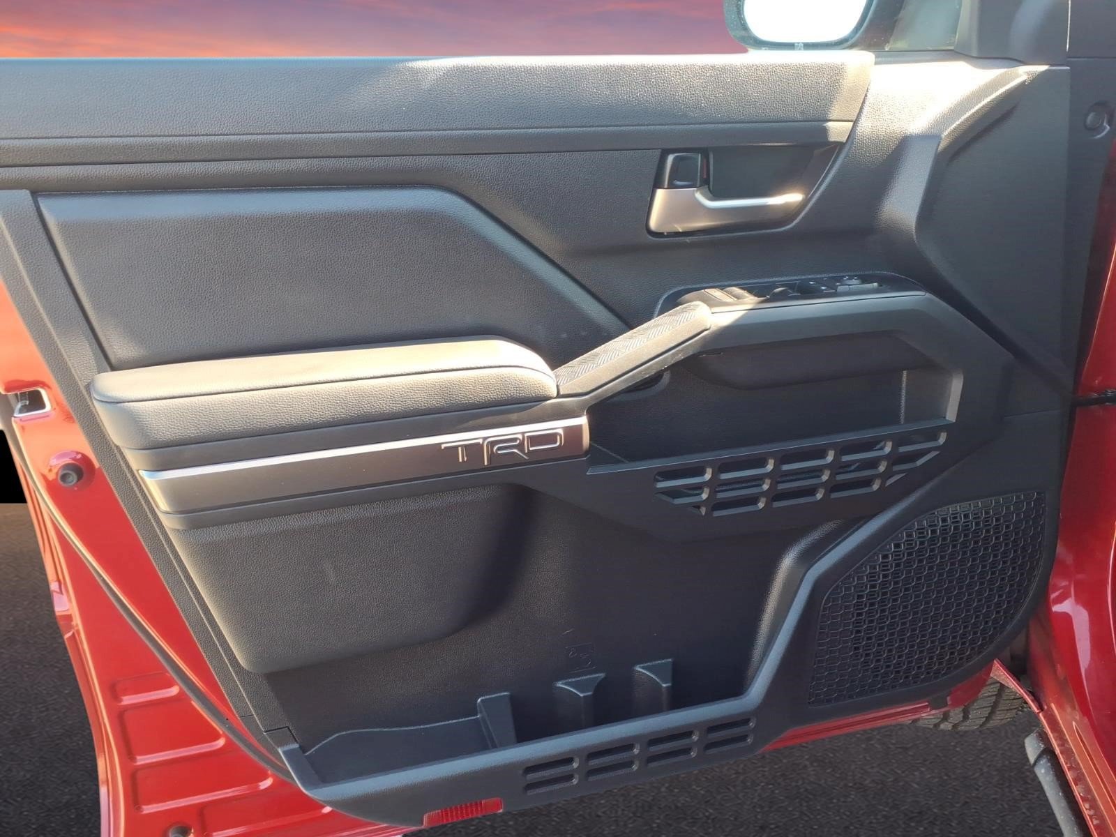 Used 2025 Toyota Tacoma TRD Off-Road AWD/4WD image 25