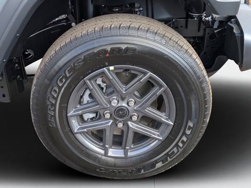 New 2026 Jeep Gladiator Sport image 9