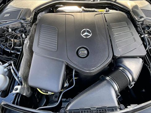 Used 2024 Mercedes-Benz C 300 4MATIC Sedan image 31