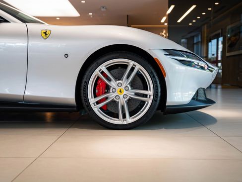 Used 2024 Ferrari Roma Spider image 47