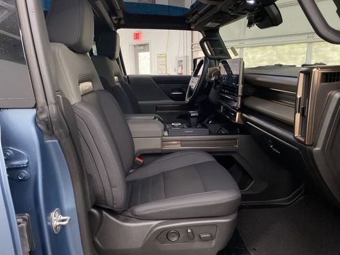 Used 2024 GMC Hummer EV 3X w/ Omega Edition image 18