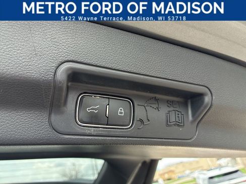 Certified 2025 Ford Explorer Platinum AWD/4WD image 46