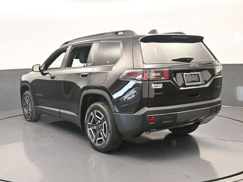 New 2026 Jeep Cherokee Laredo image 4