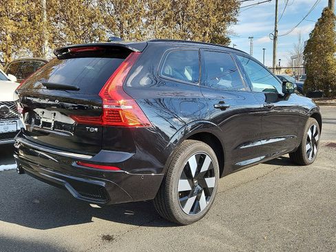 Used 2025 Volvo XC60 T8 Plus w/ Protection Package Premier image 6