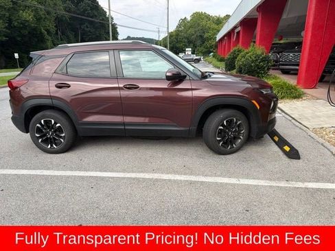 Used 2022 Chevrolet TrailBlazer LT w/ Convenience Package AWD/4WD image 17