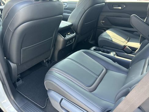 New 2026 Nissan Armada SL w/ Captain's Chari Seat Package AWD/4WD image 20
