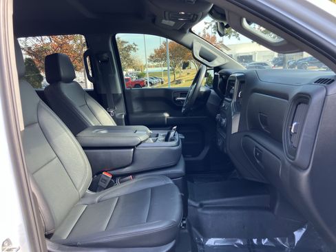 Used 2024 Chevrolet Silverado 1500 W/T w/ WT Value Package image 33