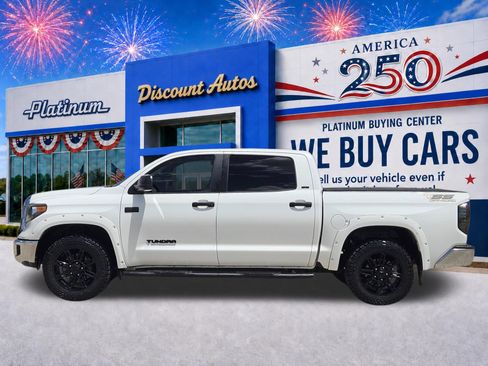 Used 2018 Toyota Tundra SR5 w/ SR5 Upgrade Package RWD image 3